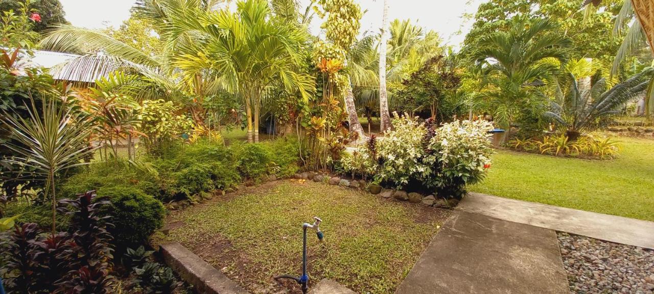 Bat Tree Cottages Agoho Bagian luar foto